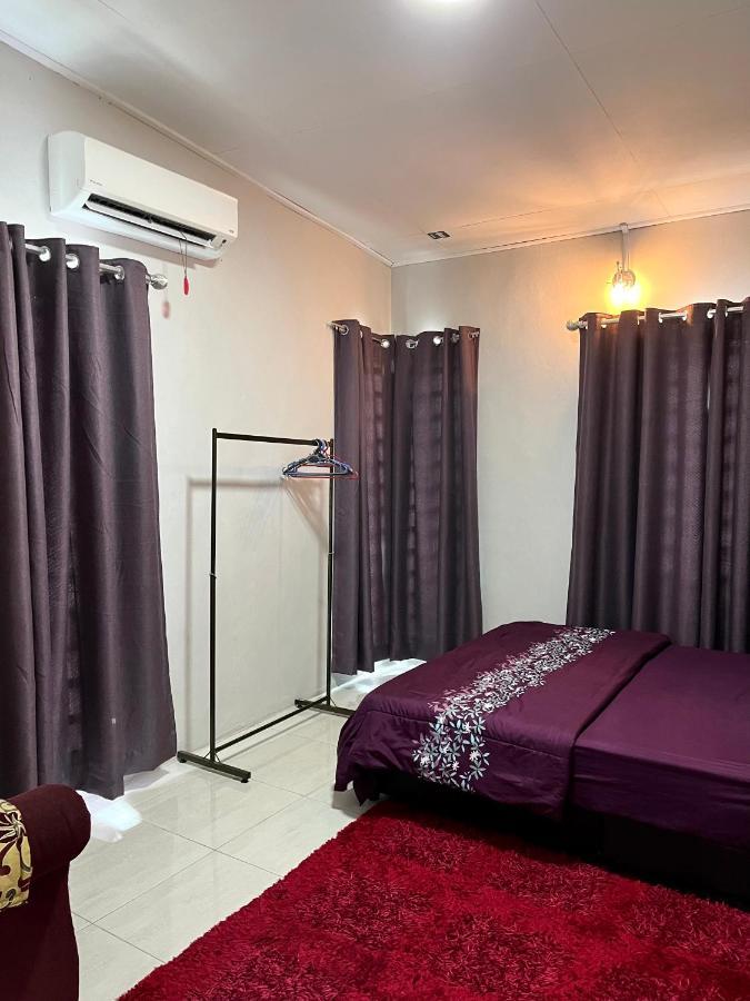 Aina Guest House Kota Bharu Eksteriør billede