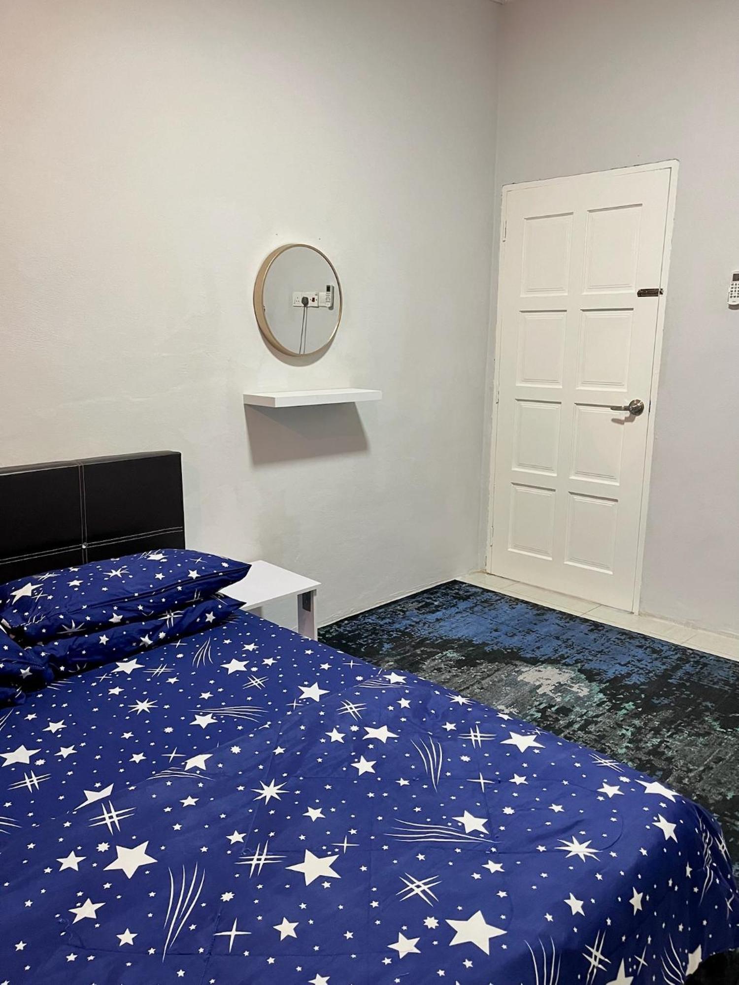 Aina Guest House Kota Bharu Eksteriør billede